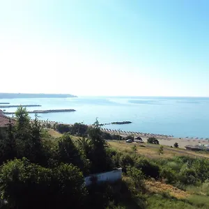 Lazuren Briag 3* Burgas
