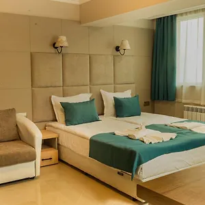 Vemara Boutique Hotel-free Parking 3* Warna