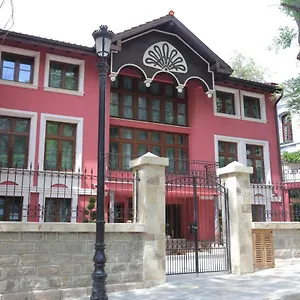 Hillhouse Pensión